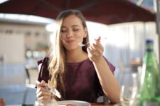 What are the benefits of mindful eating?  – Blog